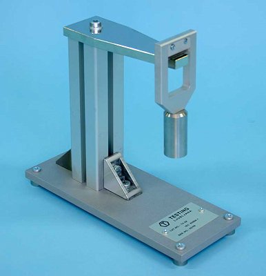 Apparatus for pressure test at high temperature T4-29